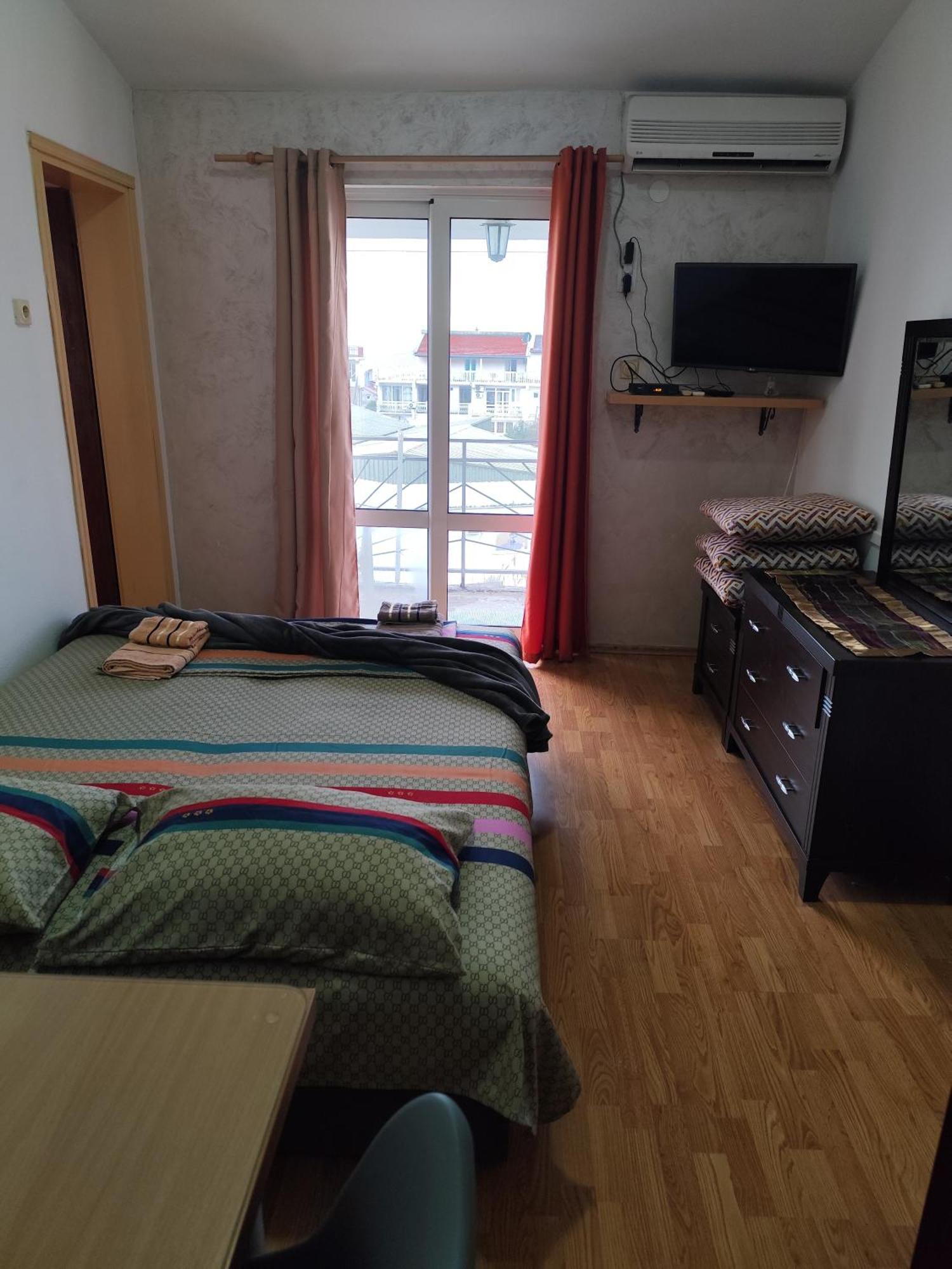 Apartments Kalamperovic Bar Ngoại thất bức ảnh